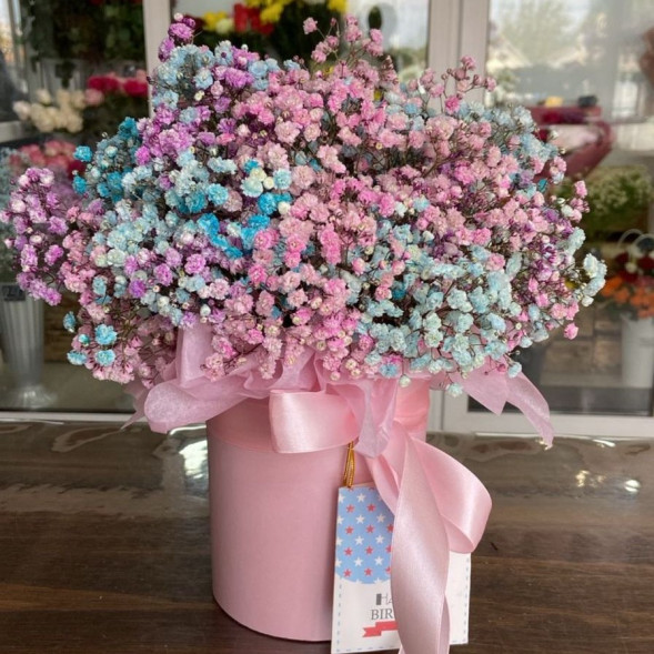 Гипсофила в розовой коробке  в Алуште