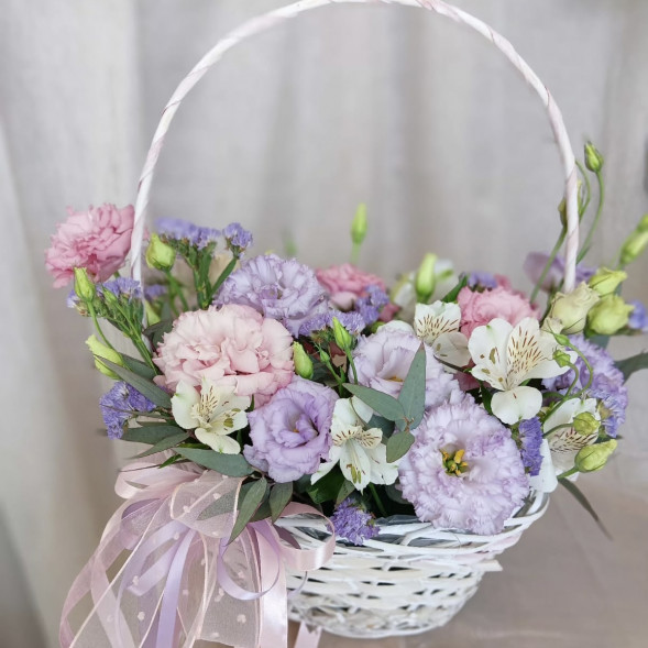 Корзина «Весеннее настроение» в Алуште