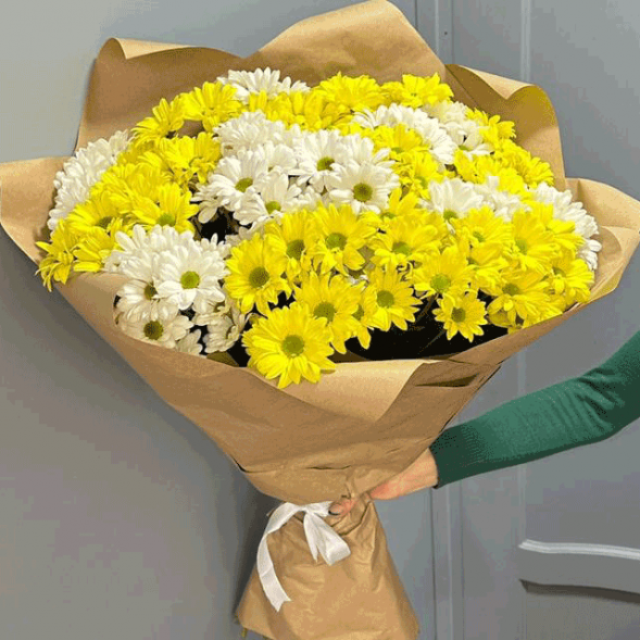 Букет 11 хризантем в Алуште