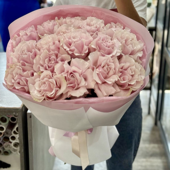 Букет 9 французких нежно-розовых роз в Алуште